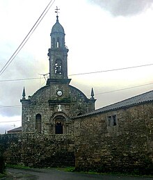 Front view of the church of San Salvador de Escuadro on a rainy day. IglesiadeEscuadro.jpg