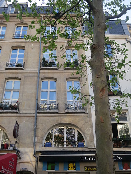 File:Immeuble 133 rue Saint-Martin.JPG