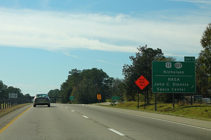 File:Int59sRoad-Exit1-US11-MS607 (39576479472).jpg