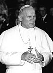 Påven Johannes Paulus II skottskadades 1981 av en medlem i Grå vargarna.