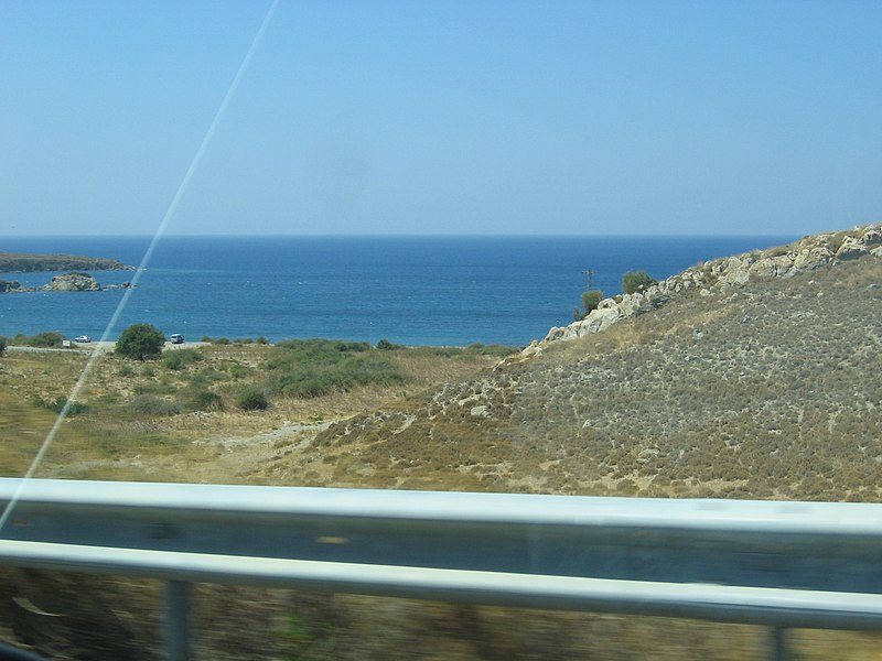 File:Izmir - Seferihisar karayolu - panoramio.jpg