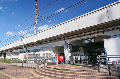 JRE Nishi-Urawa-STA Entrance.jpg