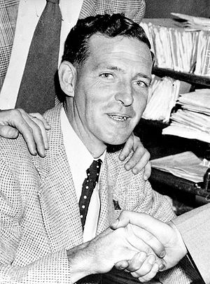 Jack Hill (cricketer) 1953.jpg