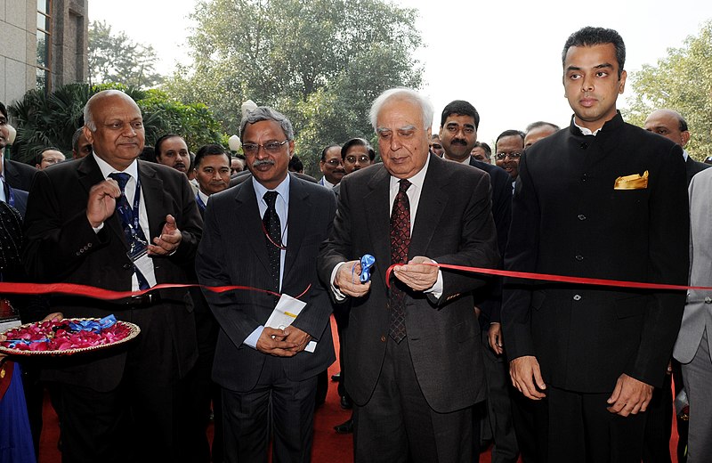 File:Kapil Sibal inaugurating the exhibition at the India Telecom 2012, in New Delhi on December 13, 2012. The Minister of State for Communications & Information Technology and Shipping, Shri Milind Deora is also seen.jpg