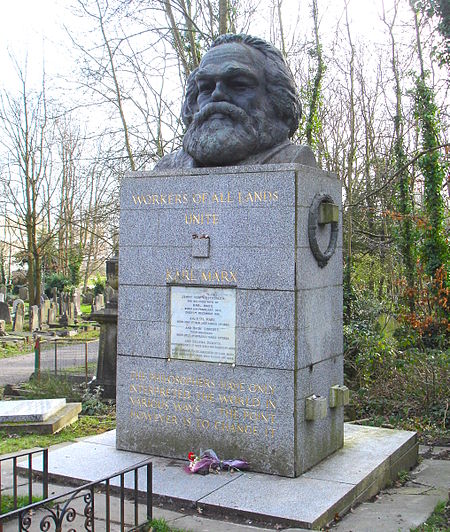 File:KarlMarx Tomb.JPG