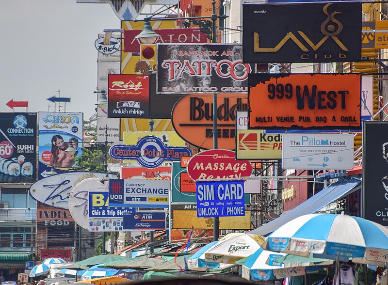 File:Khaosan Road in Bangkok 05.jpg