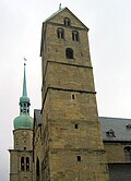 Church tower St Marien St Reinoldi entzerrt.jpg