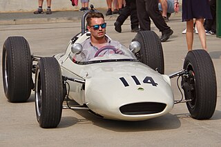 Lotus 24 racing automobile
