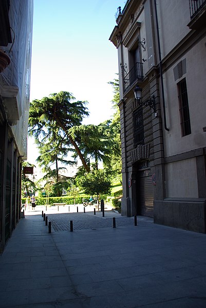 File:MADRID MONUMENTOS RESTOS IGLESIA Sta.MARIA (CON COMENTARIOS) - panoramio.jpg