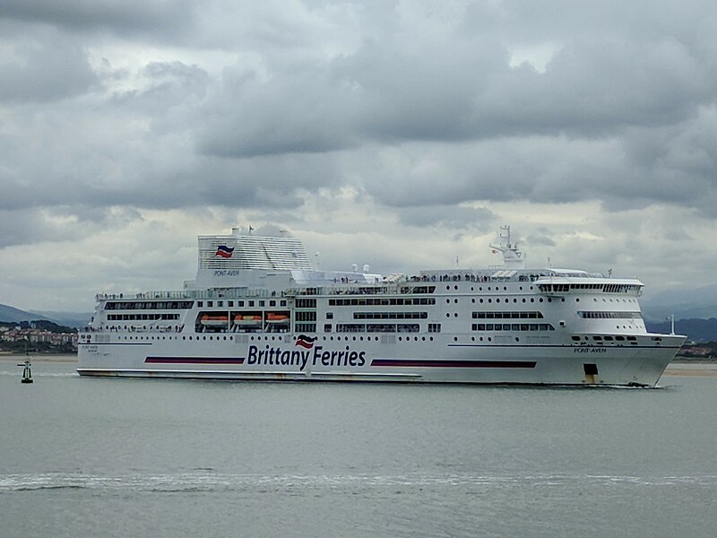 File:MV Pont-Aven.jpg