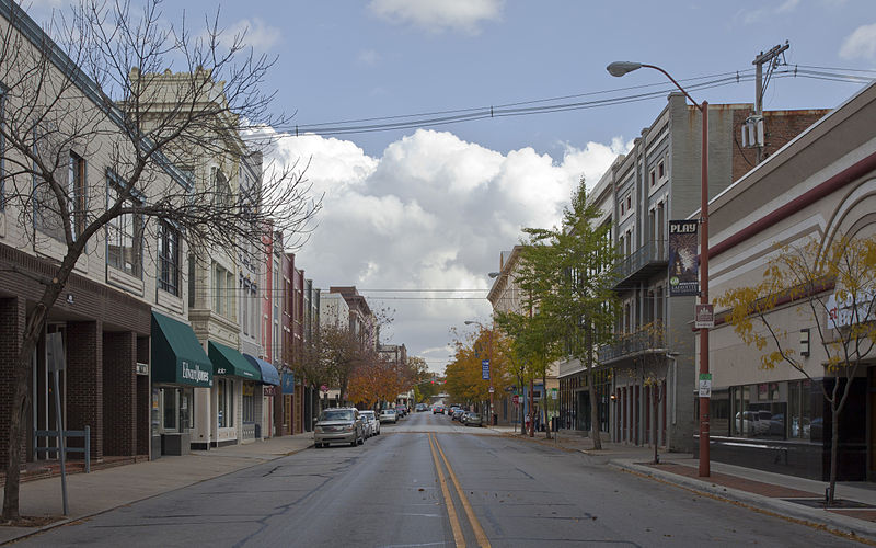 Archivo:Main St., Lafayette, Indiana, Estados Unidos, 2012-10-15, DD 01.jpg
