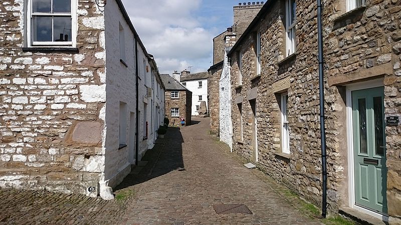 File:Main Street, Dent.jpg