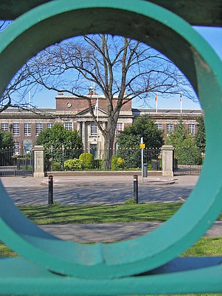 <span class="mw-page-title-main">Malet Lambert School</span> Academy in Kingston upon Hull, East Riding of Yorkshire, England