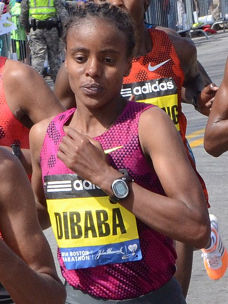 Dibaba in the 2014 Boston Marathon