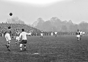 Ação do jogo durante uma partida de futebol