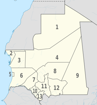 Mauritania, administrative divisions - Nmbrs - monochrome.svg