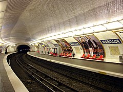 Metro de Paris - Ligne 10 - Mabillon 01.jpg