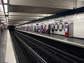 Les quais de la ligne 1 en 2008.