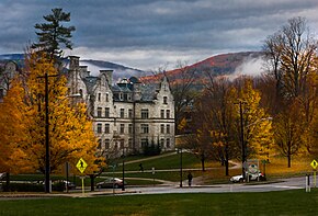 The college's Morgan Hall Morgan Hall of Williams College in the fall (27 October 2010).jpg