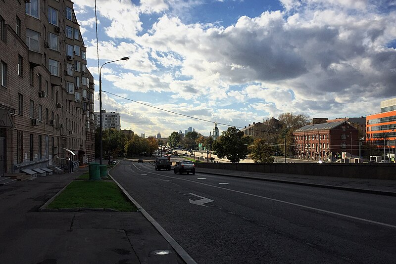 File:Moscow, Bernikovskaya Embankment Moscow (31716201435).jpg