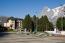 Uitzicht op het sportcentrum en het Hotel Alpin Palace