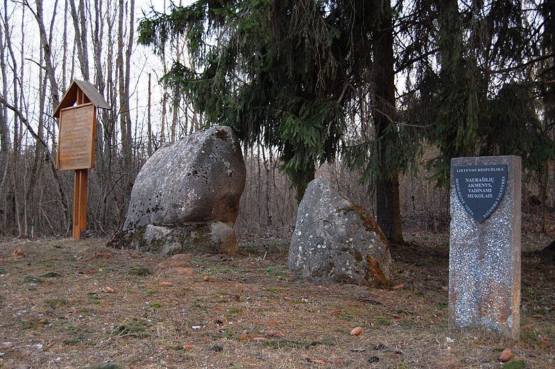 File:Mukolu akmenys.jpg