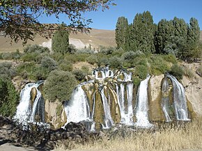 Muradiye-Waterfall 02.JPG