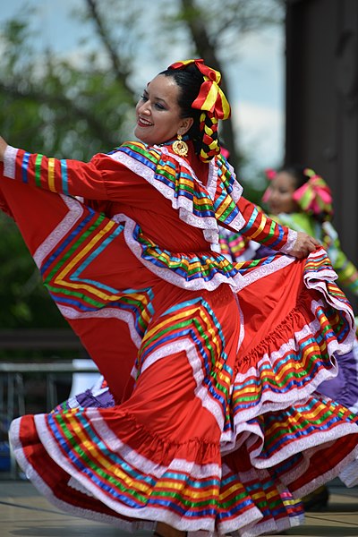 File:National Cinco de Mayo Festival 2015 (16760517104).jpg