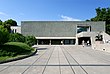 Bảo tàng Mỹ thuật Phương Tây Quốc gia, Tokyo được thiết kế bởi Le Corbusier.