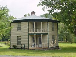 Octagon Rumah Capon Springs WV 2004.JPG