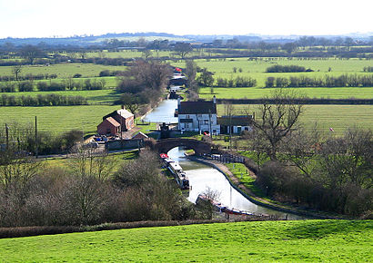 How to get to Napton on the Hill with public transport- About the place