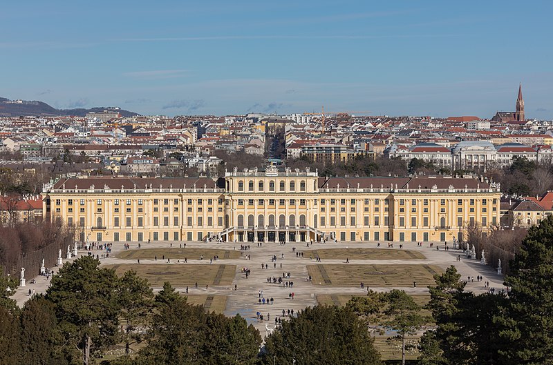 File:Palacio de Schönbrunn, Viena, Austria, 2020-02-02, DD 28.jpg