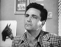 Peter Falk in Decoy episode The Comeback (2).jpg