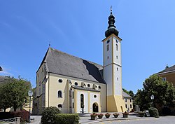 Пойербах - Pfarrkirche.JPG