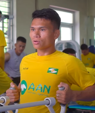<span class="mw-page-title-main">Phạm Xuân Mạnh</span> Vietnamese footballer