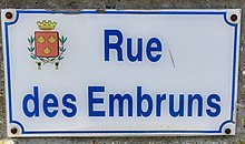 Foto eines Straßenschildes in der Stadt Étaples - Rue des Embruns.jpg