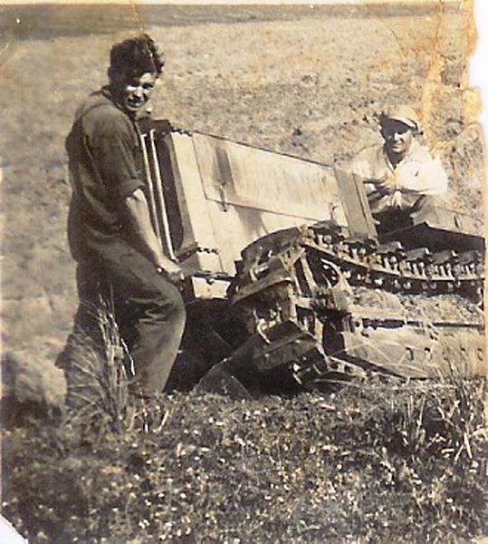 File:PikiWiki Israel 10254 The first tractor in tsofit.jpg