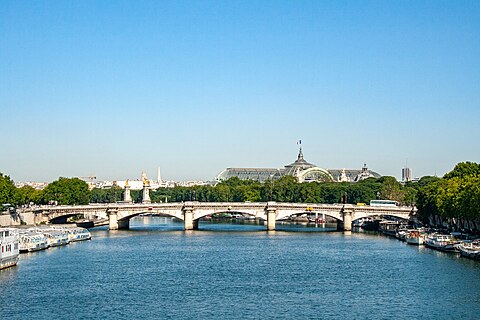 Pont de la Concorde 48°51′48″N 2°19′10″E﻿ / ﻿48.863422°N 2.319581°E﻿ / 48.863422; 2.319581