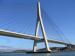 Puente internacional del GuadianaPonte Internacional do Guadiana