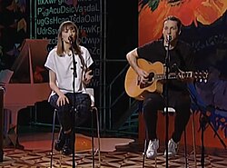 REYKO performing on Spanish TV in 2020