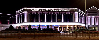 How to get to Radisson Blu Edwardian Heathrow Hotel with public transport- About the place