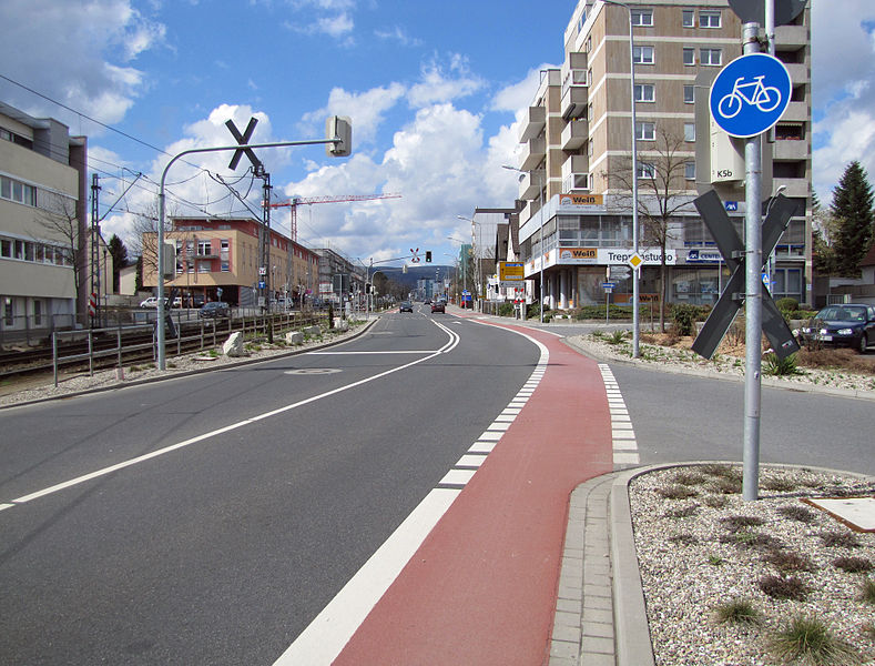 File:Radweg-2013-oberursel-849.jpg