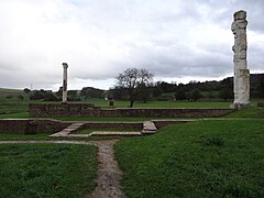 Ruinas del santuario.