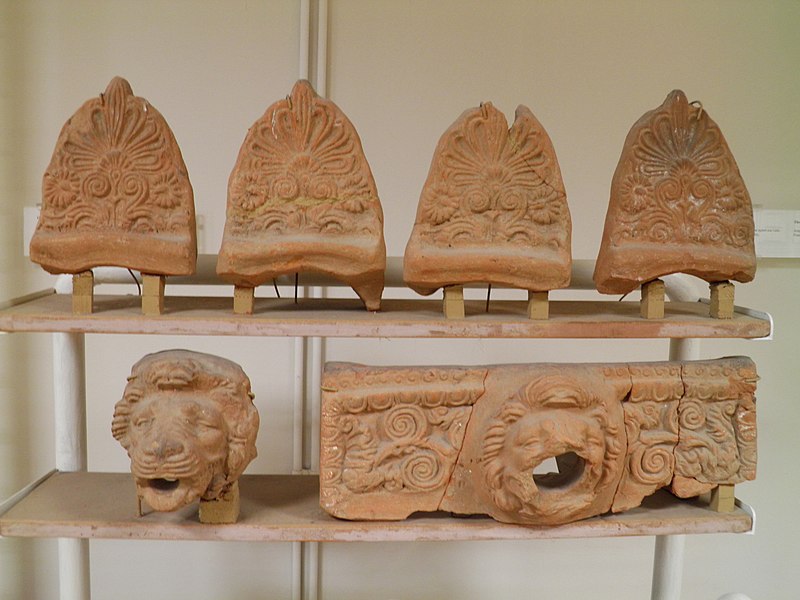 File:Roof tiles and antefixes, building materials. Archaeological Museum, Dion (7080727931).jpg