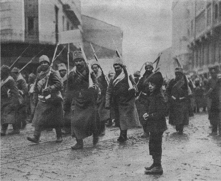 File:Russian troops entering Lvov 1914.jpg