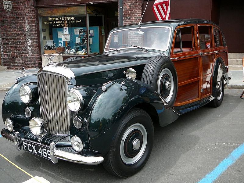 Harold Radford Coachbuilders 800px-SC06_1949_Bentley_Shooting_Brake-4