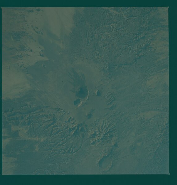 File:STS002-13-215 - View of Chad (Raw scan).tif