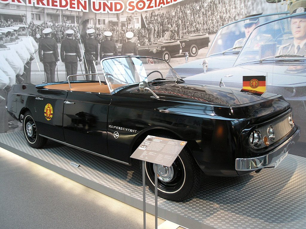 Sachsenring Repräsentant im August-Horch-Museum in Zwickau