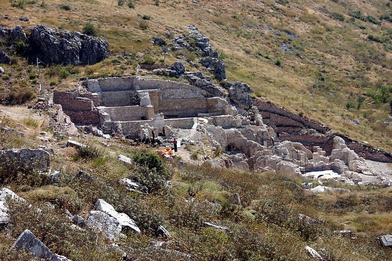 File:Sagalassos2.jpg