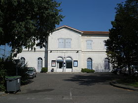 Gare de Sorgues - Châteauneuf-du-Pape makalesinin açıklayıcı görüntüsü